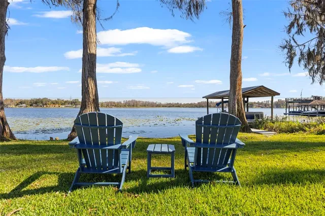 $1,350,000 | 1006 Lake Cooper Drive, Lutz, FL 33548