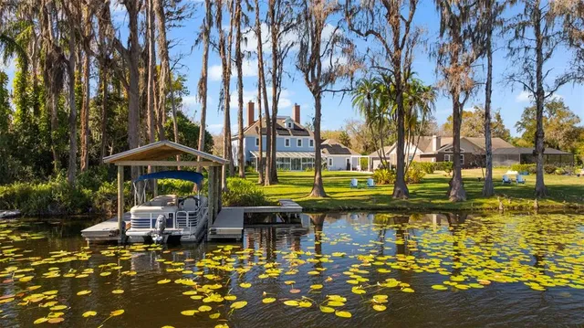 $1,350,000 | 1006 Lake Cooper Drive, Lutz, FL 33548