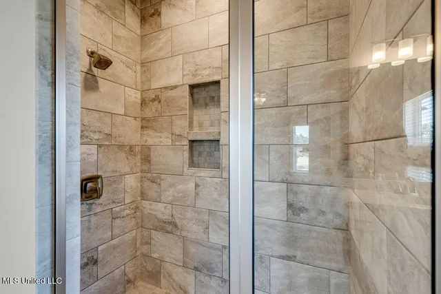 $860,000 | 119 Jefferson Davis Avenue, Biloxi, MS 39530