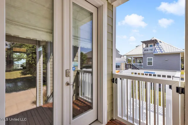 $860,000 | 119 Jefferson Davis Avenue, Biloxi, MS 39530