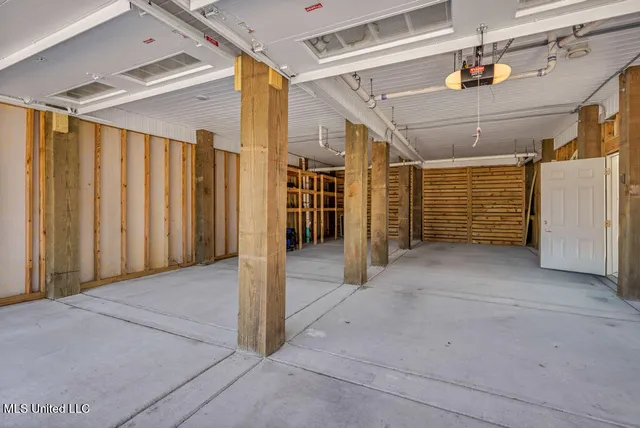 $860,000 | 119 Jefferson Davis Avenue, Biloxi, MS 39530