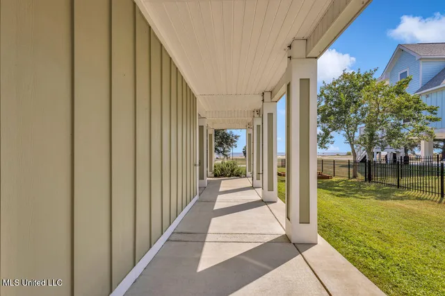 $860,000 | 119 Jefferson Davis Avenue, Biloxi, MS 39530