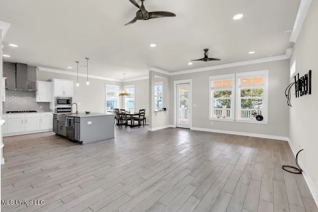 $860,000 | 119 Jefferson Davis Avenue, Biloxi, MS 39530