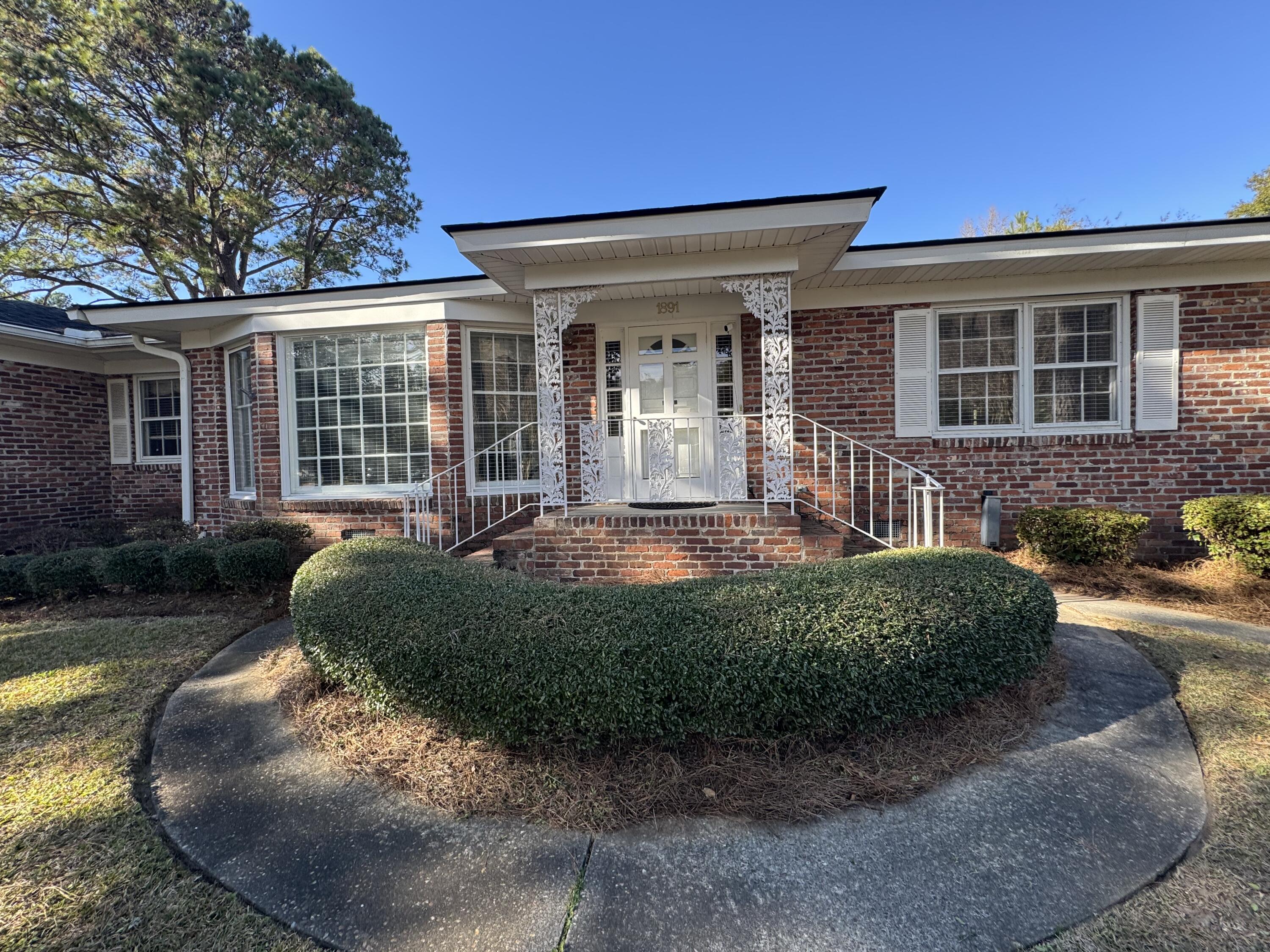 1891 Rugby Lane Charleston, SC 29407 - Photo 2 of 41 IMG_8872