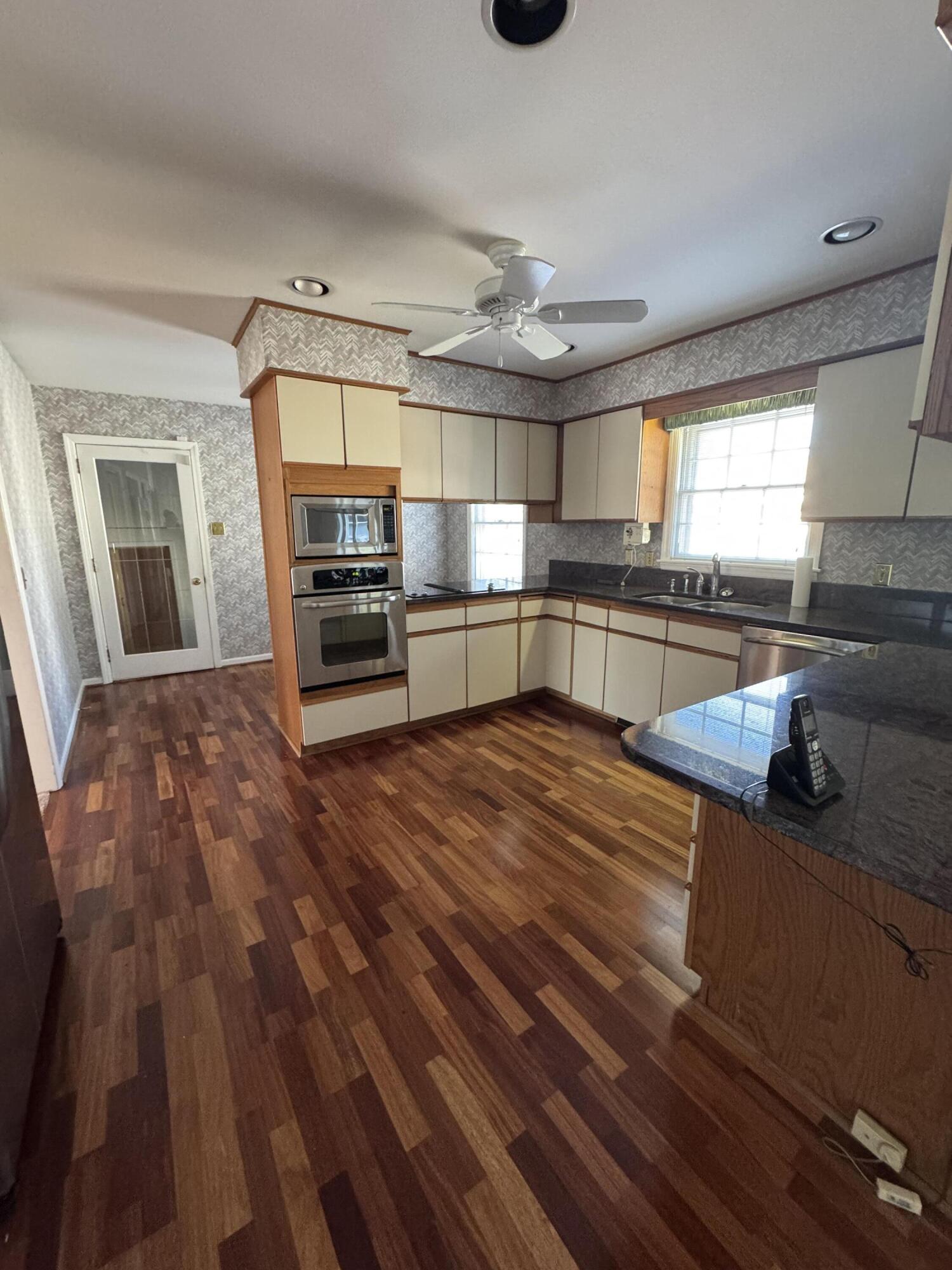 1891 Rugby Lane Charleston, SC 29407 - Photo 10 of 41 IMG_8925