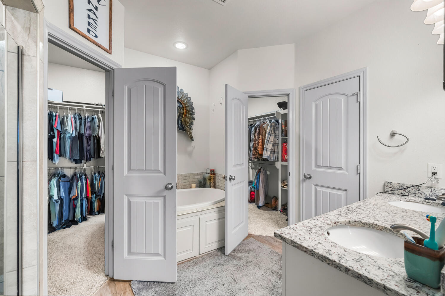 542 Nora Road Wilson, TX 79381 - Photo 11 of 42 a view of a bedroom