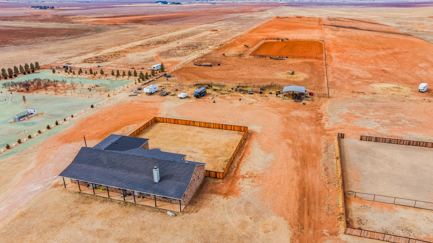542 Nora Road Wilson, TX 79381 - Photo 5 of 42 a view of an ocean with a mountain view