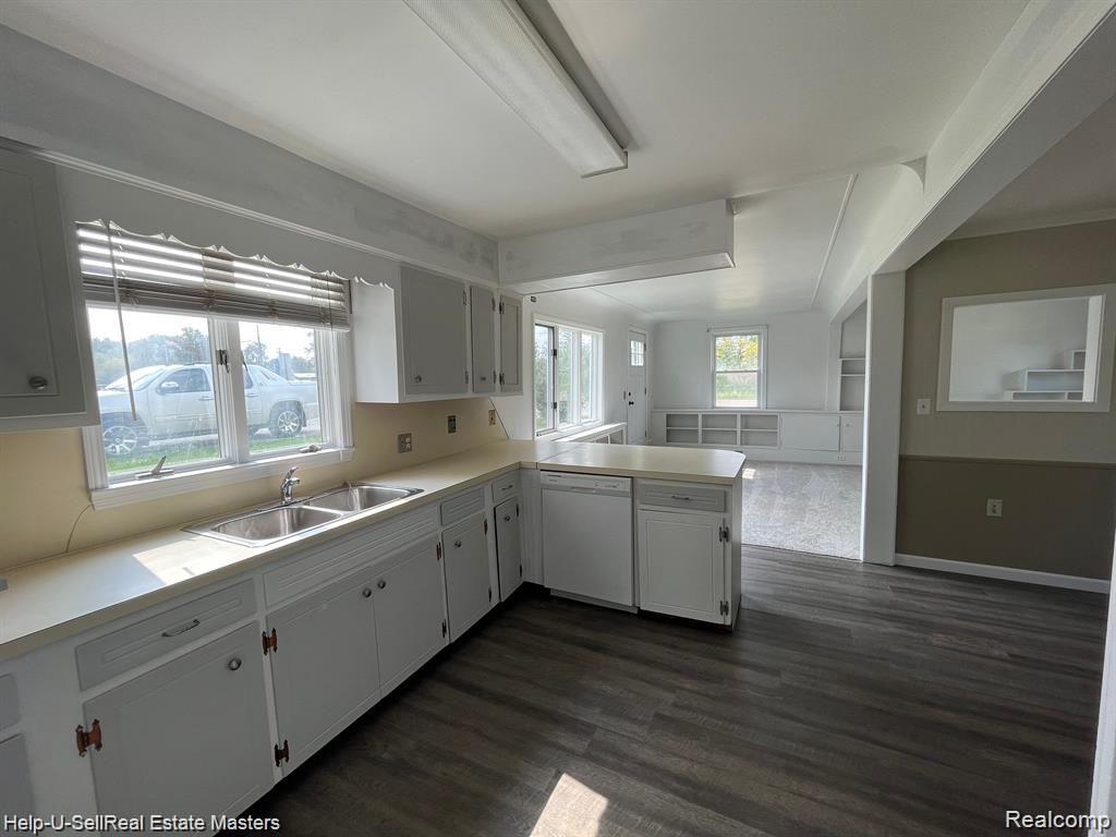 2610 Range Road Port Huron, MI 48060 - Photo 5 of 14