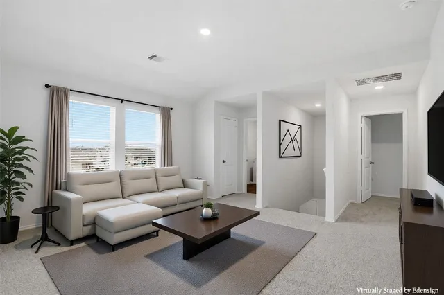 $325,000 | 427 Sickle Loop, Kyle, TX 78640