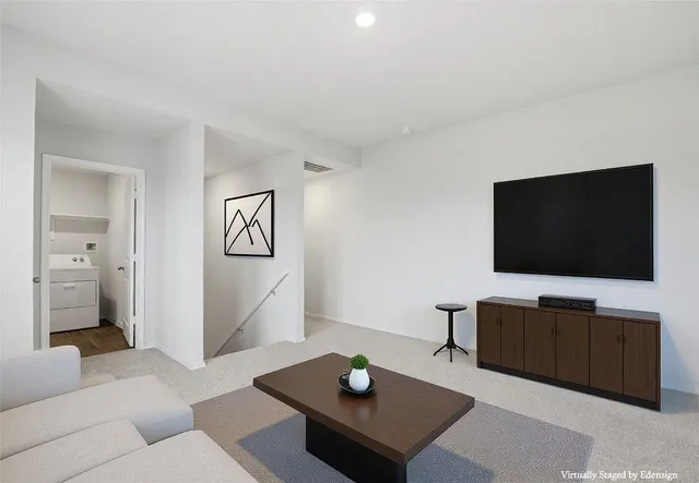 $325,000 | 427 Sickle Loop, Kyle, TX 78640