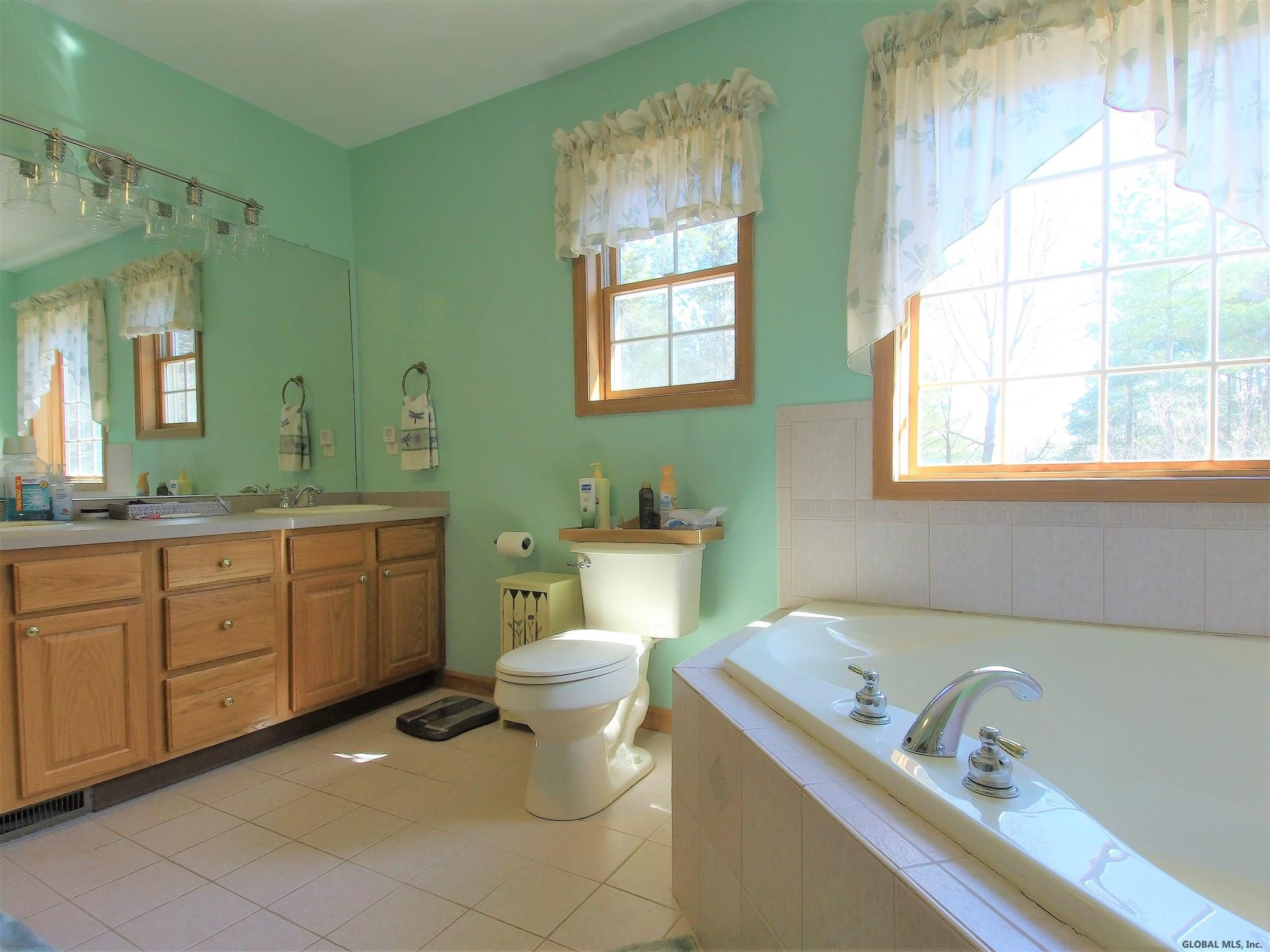 31 Fox Farm Road Queensbury, NY 12804 - Photo 18 of 38 Photo 18