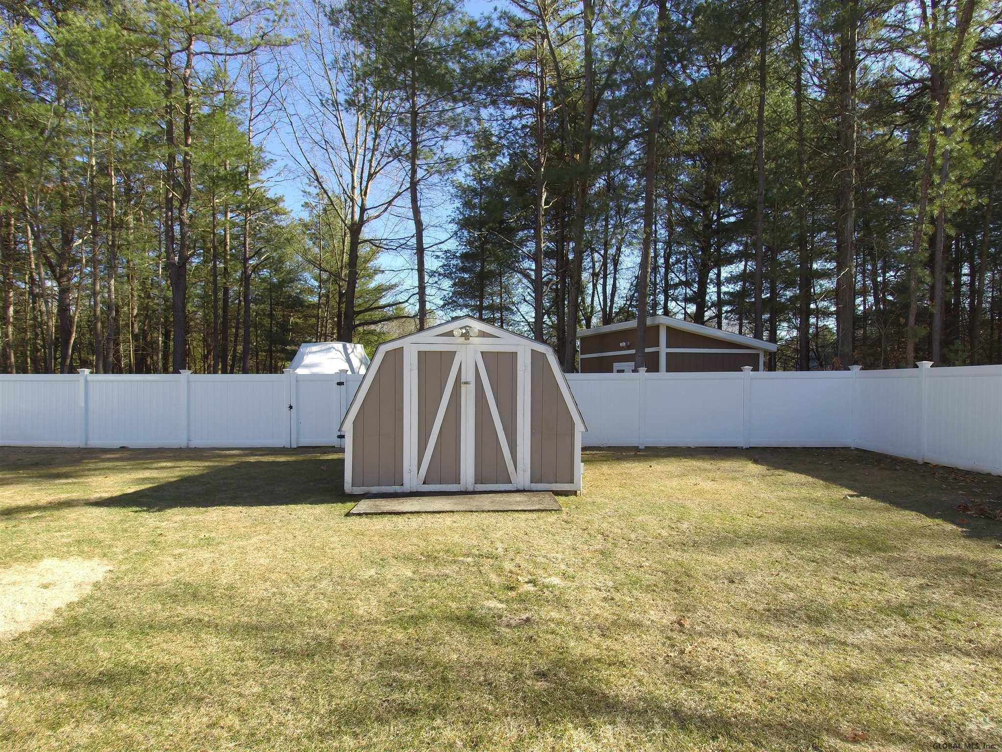 31 Fox Farm Road Queensbury, NY 12804 - Photo 32 of 38 Photo 32