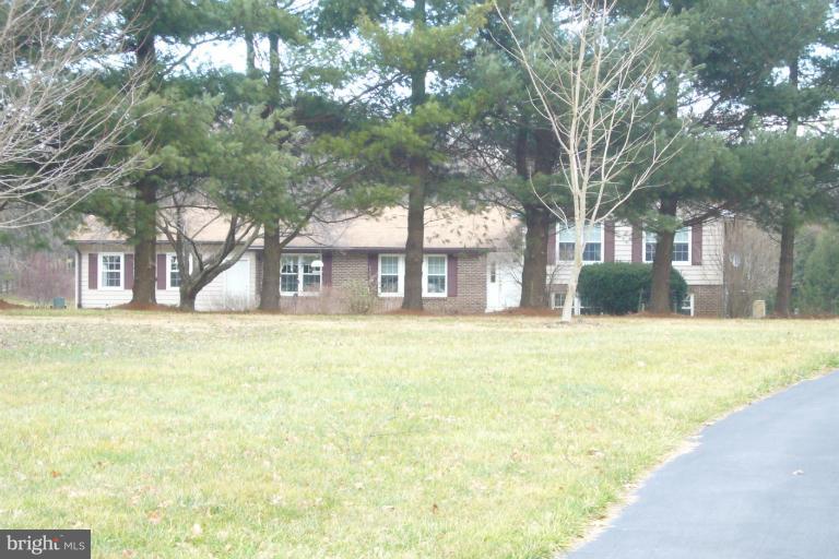 4401 Gregg Road Brookeville, MD 20833 - Photo 8 of 21 Exterior (Front)