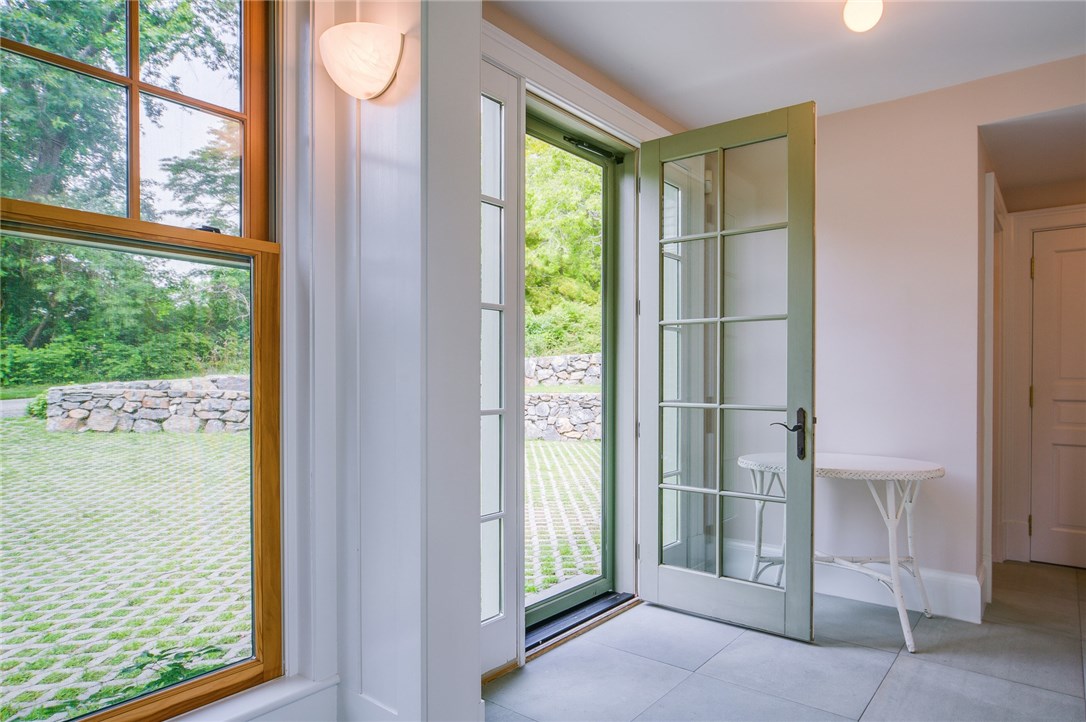 125 Brenton Road Newport, RI 02840 - Photo 8 of 40 Entry/Breezeway with Radiant Heat