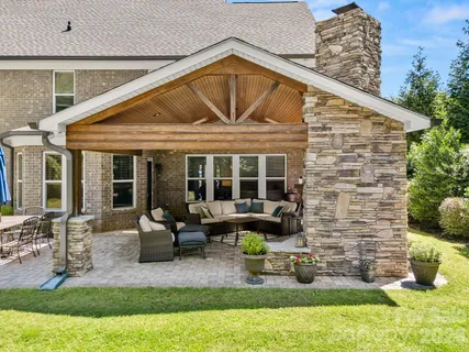 $1,050,000 | 10704 Waxhaw Manor Drive, Waxhaw, NC 28173