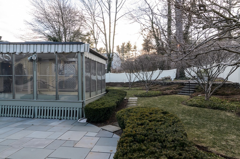 27 Ridgewood Road Westwood, MA 02090 - Photo 19 of 23 Gallery Image 19