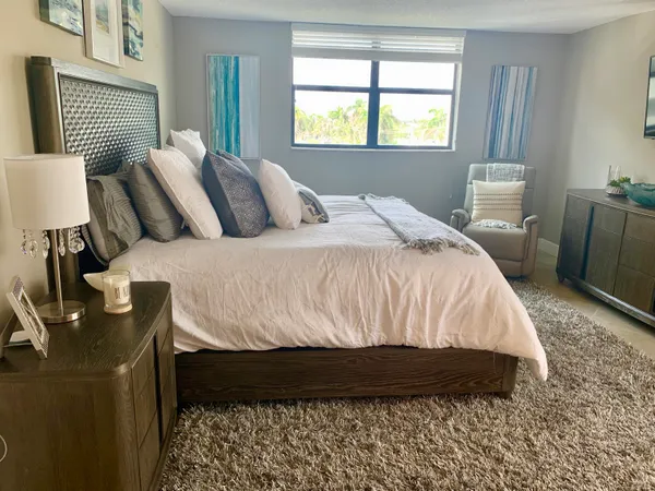 $6,000 | 145 South Ocean Avenue, Unit 419, Palm Beach Shores, FL 33404