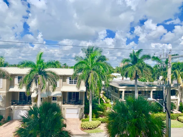 $6,000 | 145 South Ocean Avenue, Unit 419, Palm Beach Shores, FL 33404