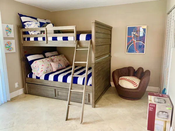 $6,000 | 145 South Ocean Avenue, Unit 419, Palm Beach Shores, FL 33404