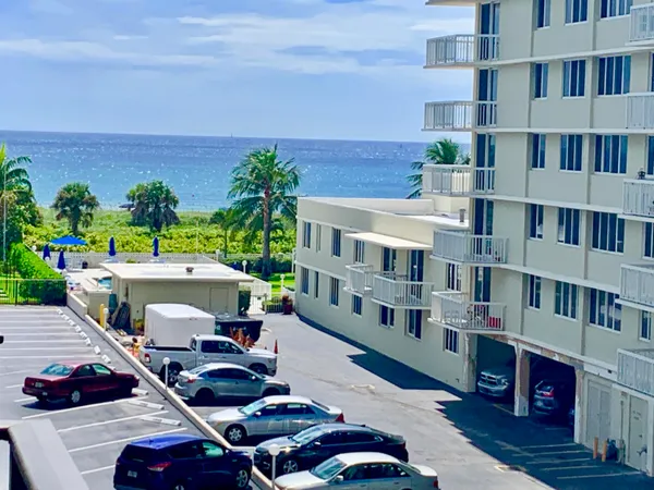 $6,000 | 145 South Ocean Avenue, Unit 419, Palm Beach Shores, FL 33404