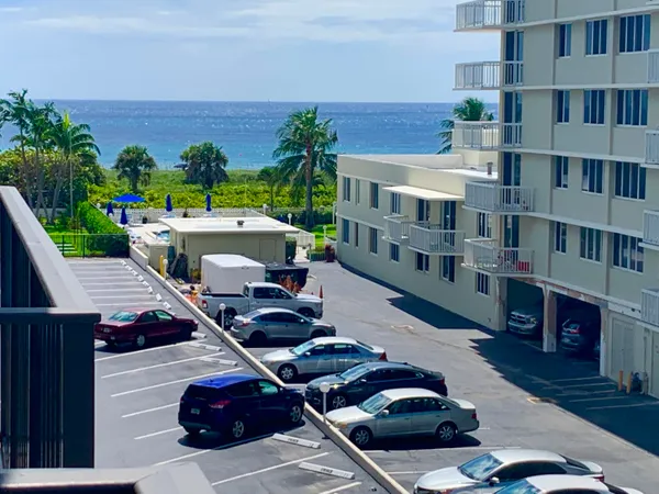 $6,000 | 145 South Ocean Avenue, Unit 419, Palm Beach Shores, FL 33404