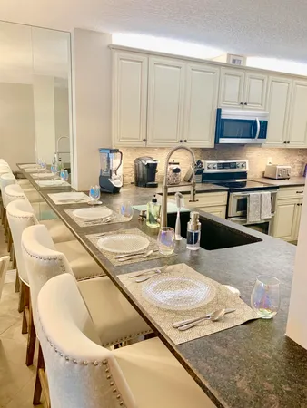 $6,000 | 145 South Ocean Avenue, Unit 419, Palm Beach Shores, FL 33404