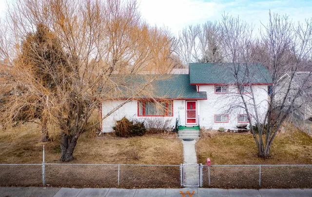 $350,000 | 1521 Charles Avenue, Worland, WY 82401