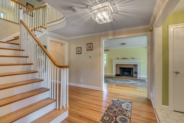 11 Vose Hill Road Milton, MA 02186 - Photo 4 of 29 Gallery Image 4