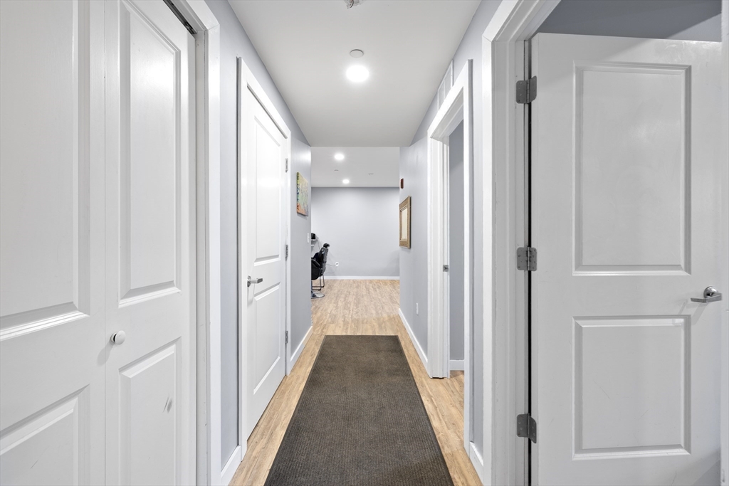 1 Powder Mill Square, Unit 102 Andover, MA 01810 - Photo 23 of 30