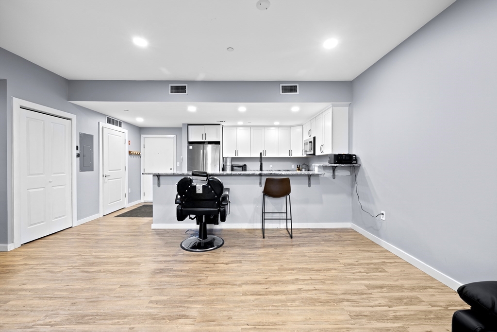 1 Powder Mill Square, Unit 102 Andover, MA 01810 - Photo 7 of 30