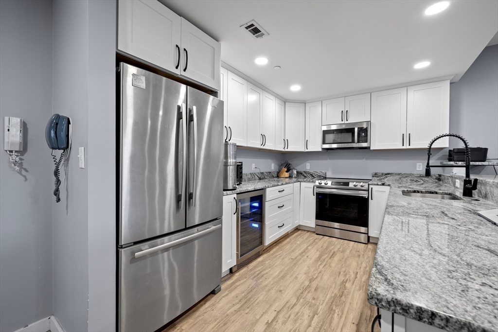 1 Powder Mill Square, Unit 102 Andover, MA 01810 - Photo 9 of 30