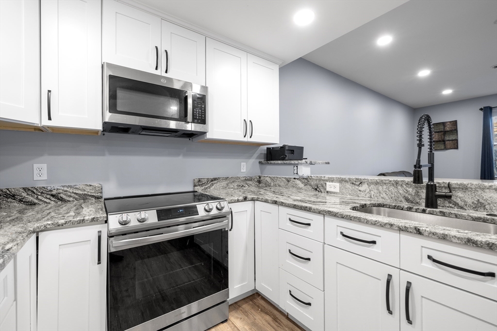 1 Powder Mill Square, Unit 102 Andover, MA 01810 - Photo 10 of 30