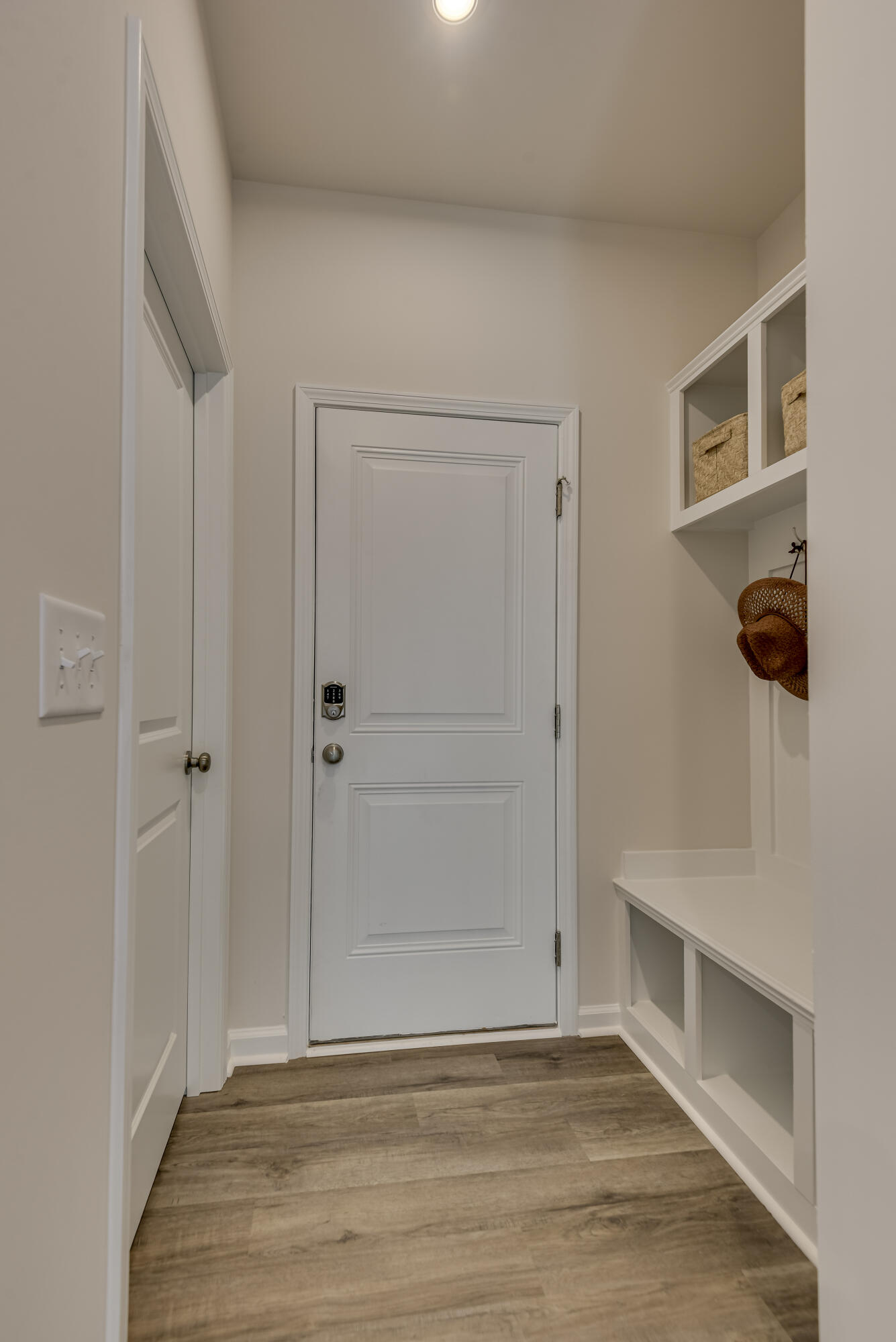 344 Tupelo Pass Harlem, GA 30814 - Photo 23 of 42 CAE_CPL_Jefferson_Mudroom