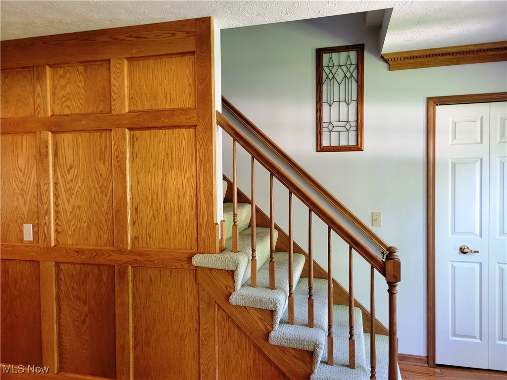 8444 Old Post Road Olmsted Falls, OH 44138 - Photo 3 of 30 Gallery Image 3