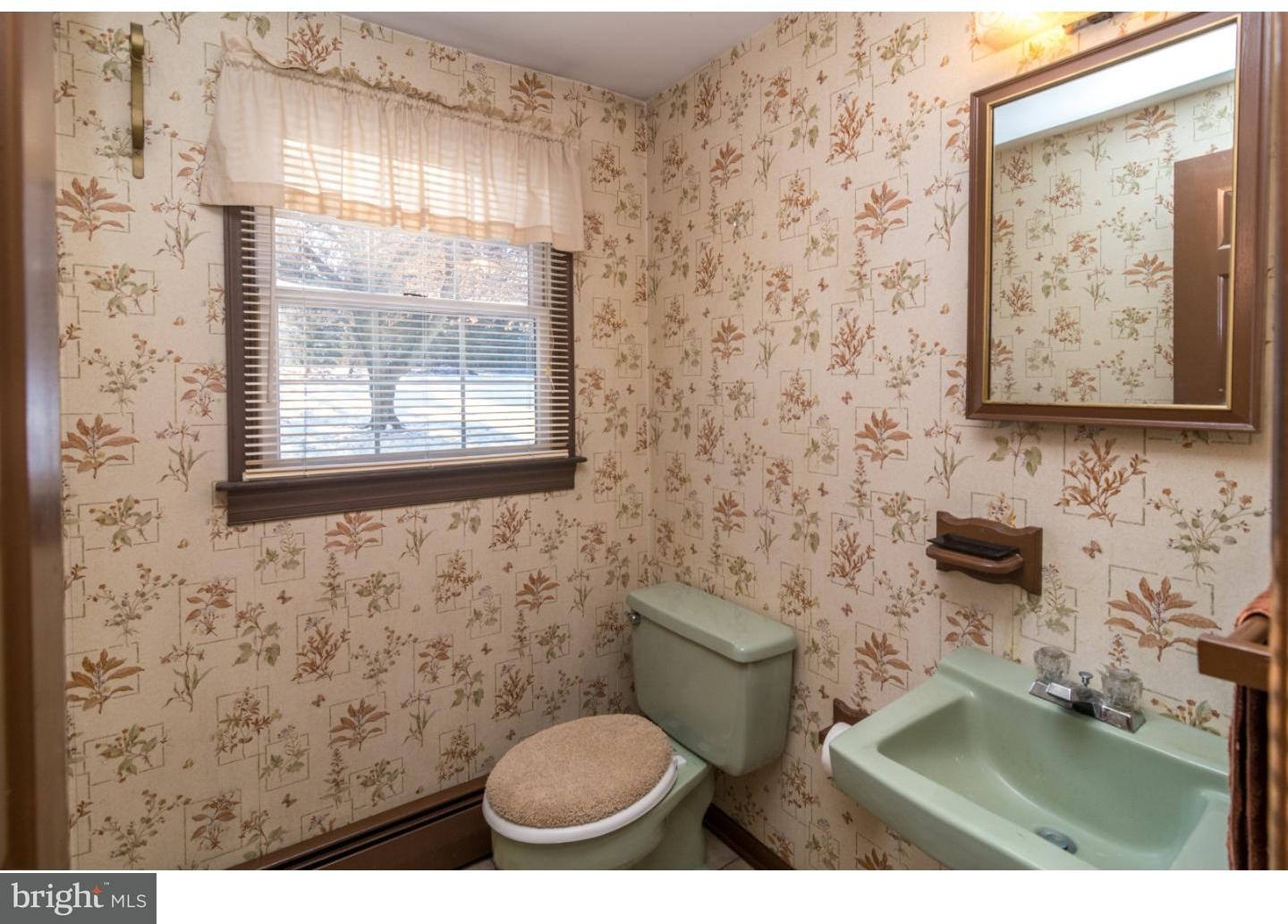427 Pine Run Road Doylestown, PA 18901 - Photo 13 of 24