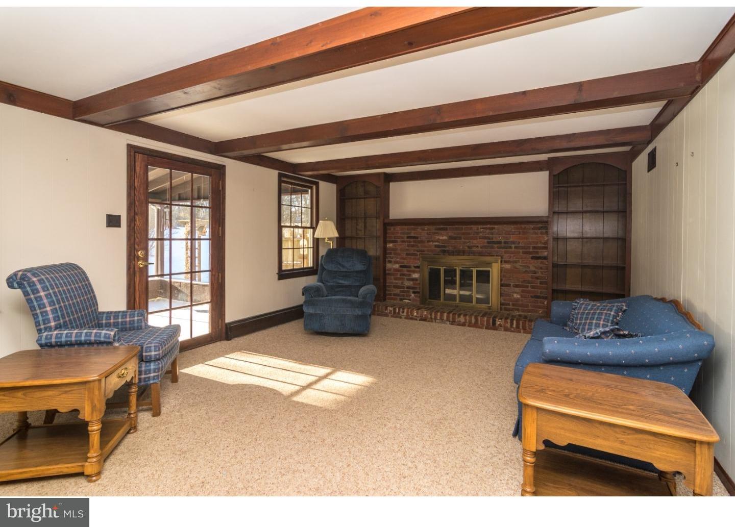 427 Pine Run Road Doylestown, PA 18901 - Photo 5 of 24