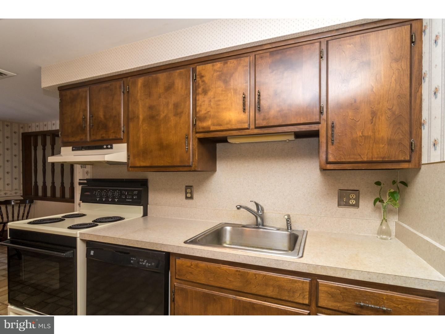 427 Pine Run Road Doylestown, PA 18901 - Photo 10 of 24