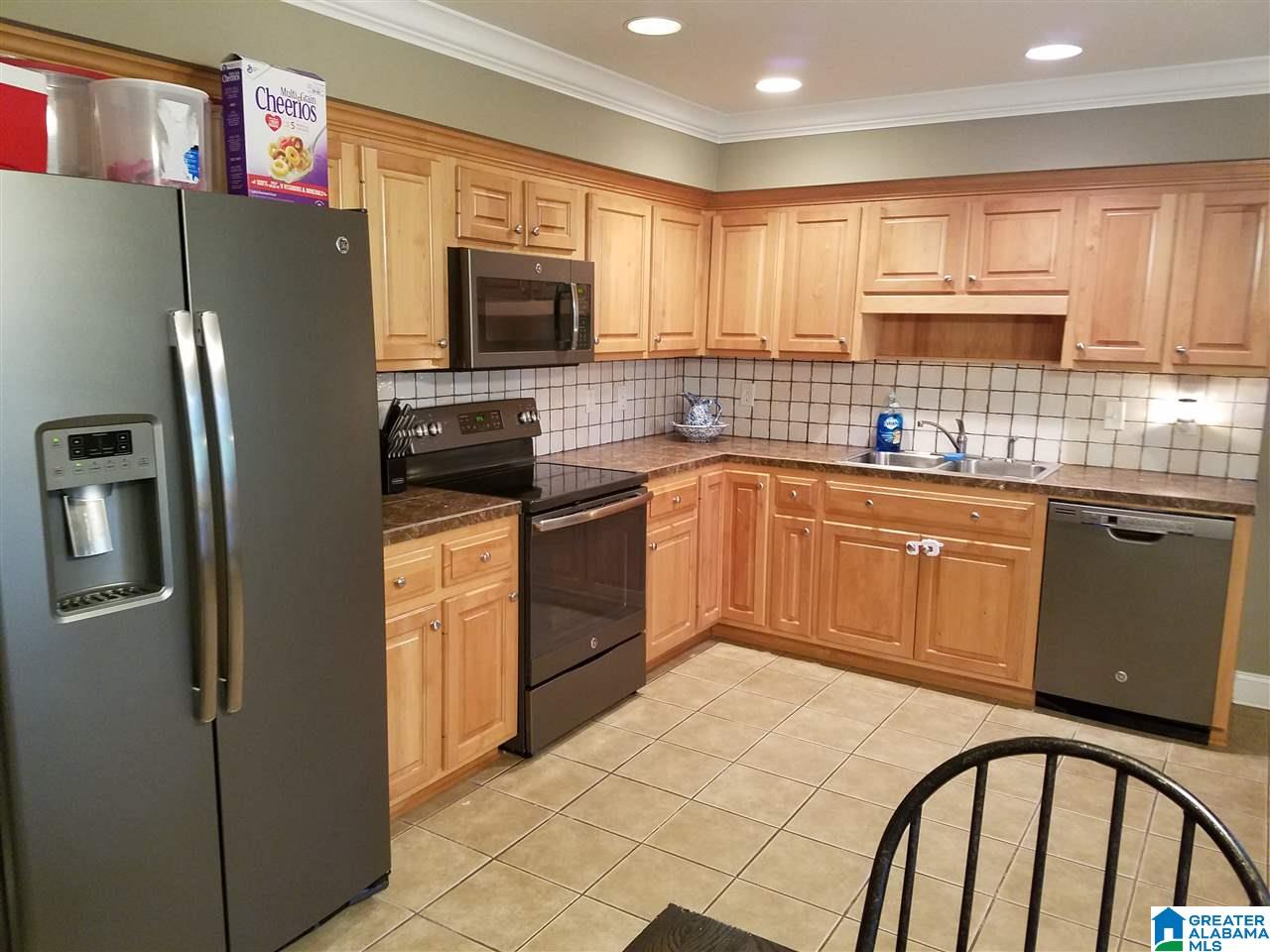 387 Wet Cat Road Hayden, AL 35079 - Photo 2 of 8