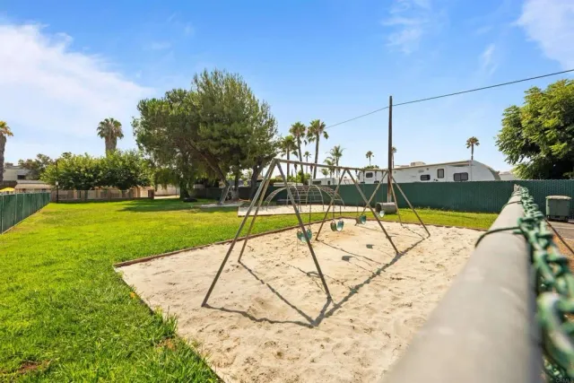 $98,950 | 255 East Bradley Avenue, Unit SPC 79, El Cajon, CA 92020