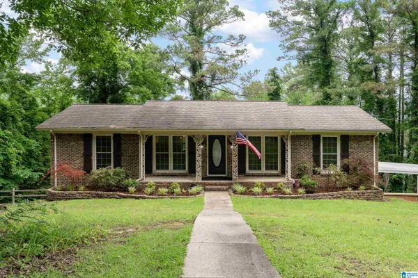 $315,000 | 374 Valley Lane, Warrior, AL 35180