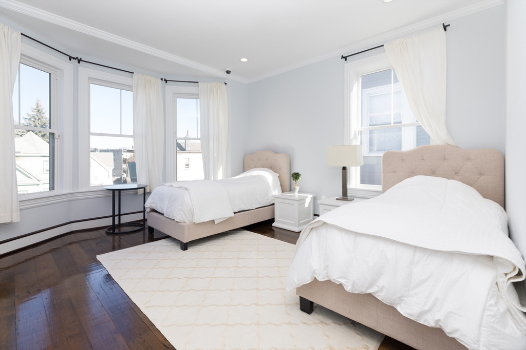 27 Howland Street, Unit 2 Boston, MA 02121 - Photo 9 of 19