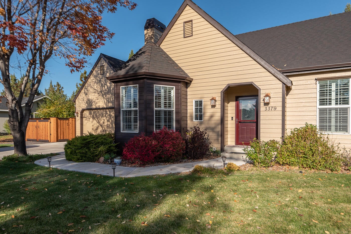 3379 Northeast Stonebrook Loop Bend, OR 97701 - Photo 21 of 21 Front of home