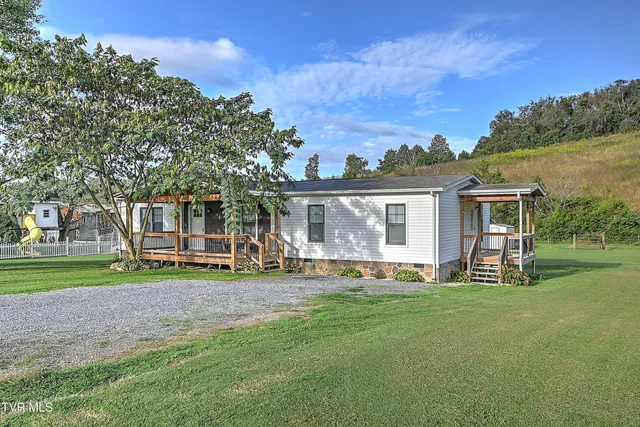 $236,000 | 210 South Chuckey Ruritan Road, Chuckey, TN 37641