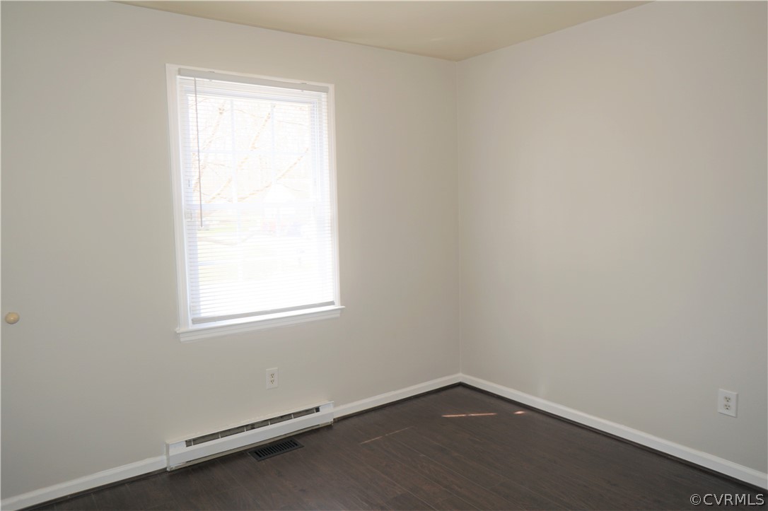 3709 Butor Road Hopewell, VA 23860 - Photo 24 of 41 Bedroom 2 View 1
