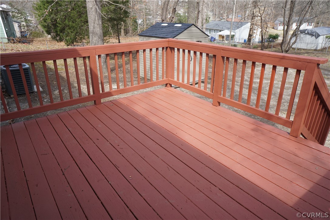 3709 Butor Road Hopewell, VA 23860 - Photo 31 of 41 Spacious deck