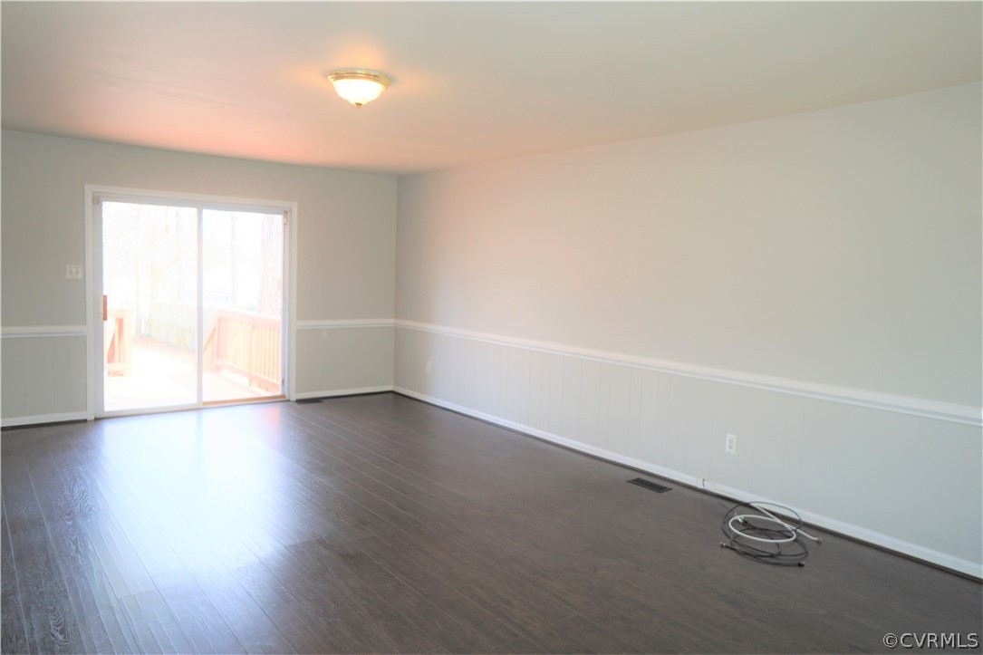 3709 Butor Road Hopewell, VA 23860 - Photo 7 of 41 Family Rm to Dining