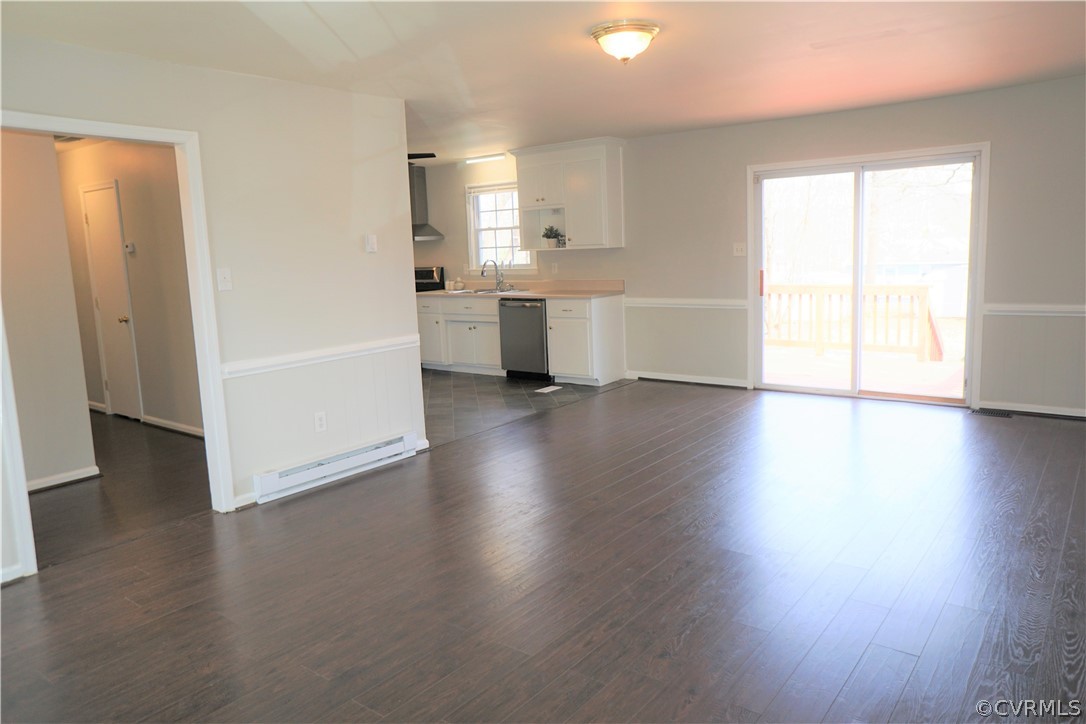 3709 Butor Road Hopewell, VA 23860 - Photo 9 of 41 View back to entrance and hall