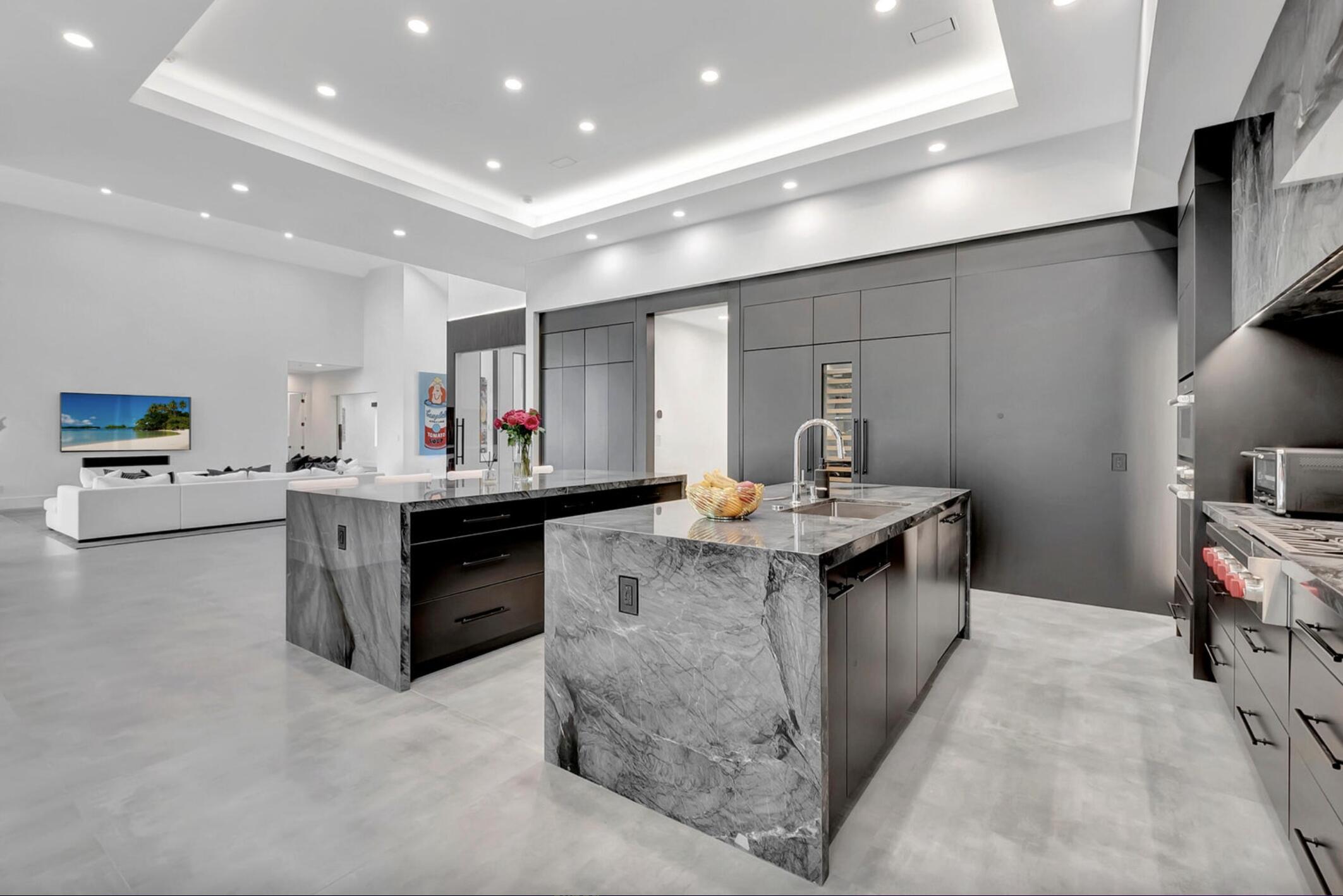 17315 Northway Circle Boca Raton, FL 33496 - Photo 13 of 34 kitchen