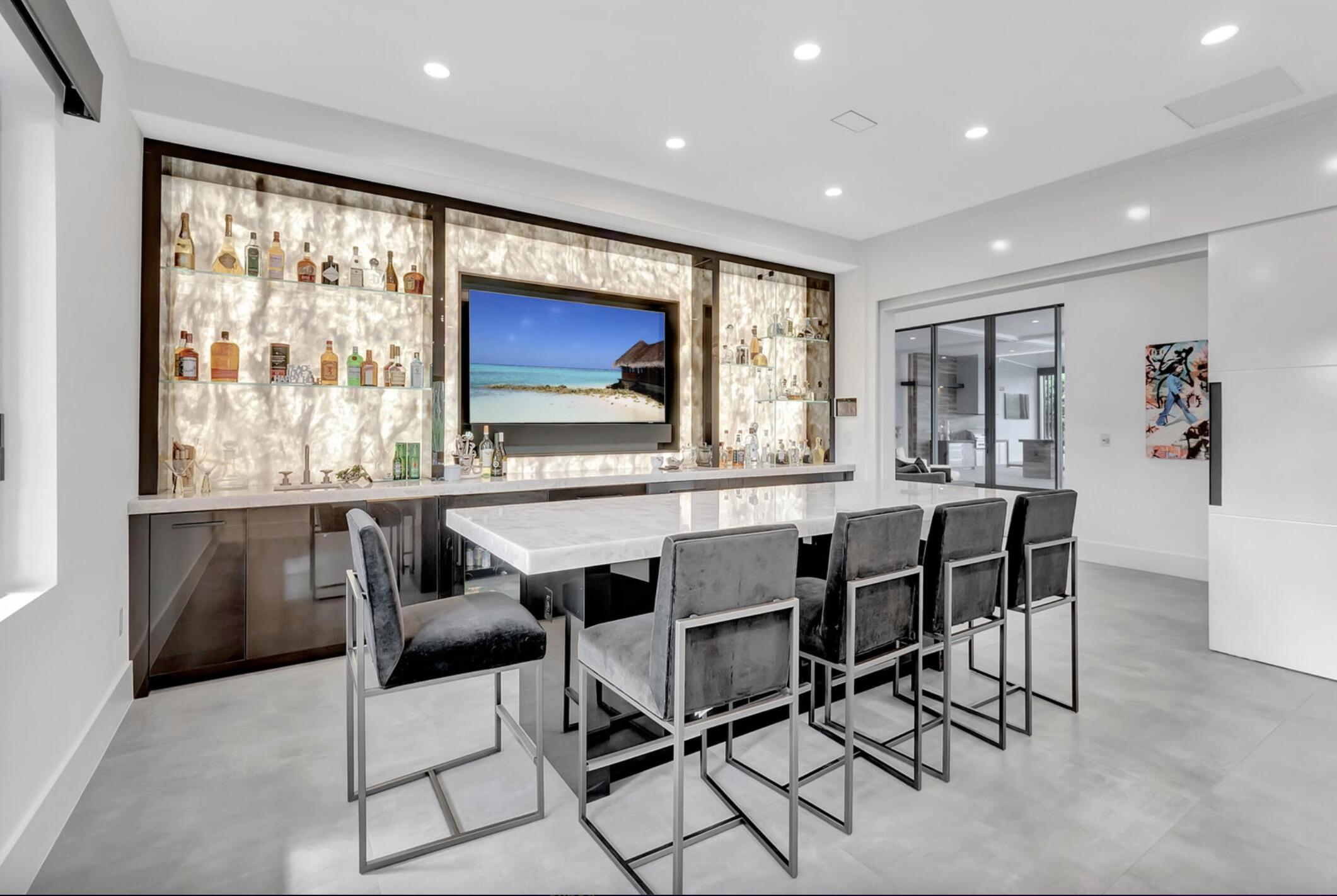 17315 Northway Circle Boca Raton, FL 33496 - Photo 18 of 34 dining/bar