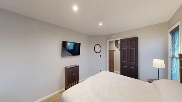 $257,500 | 2021 Bridge Avenue, Albert Lea, MN 56007